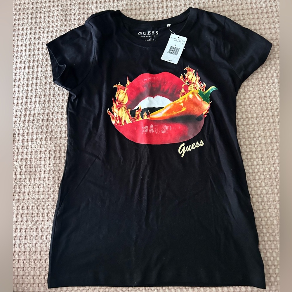 Guess T - shirt